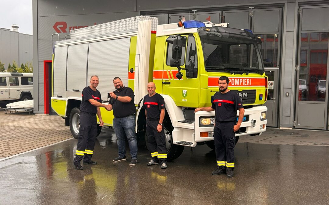 Arrivata la nuova autobotte dei pompieri di Lavizzara